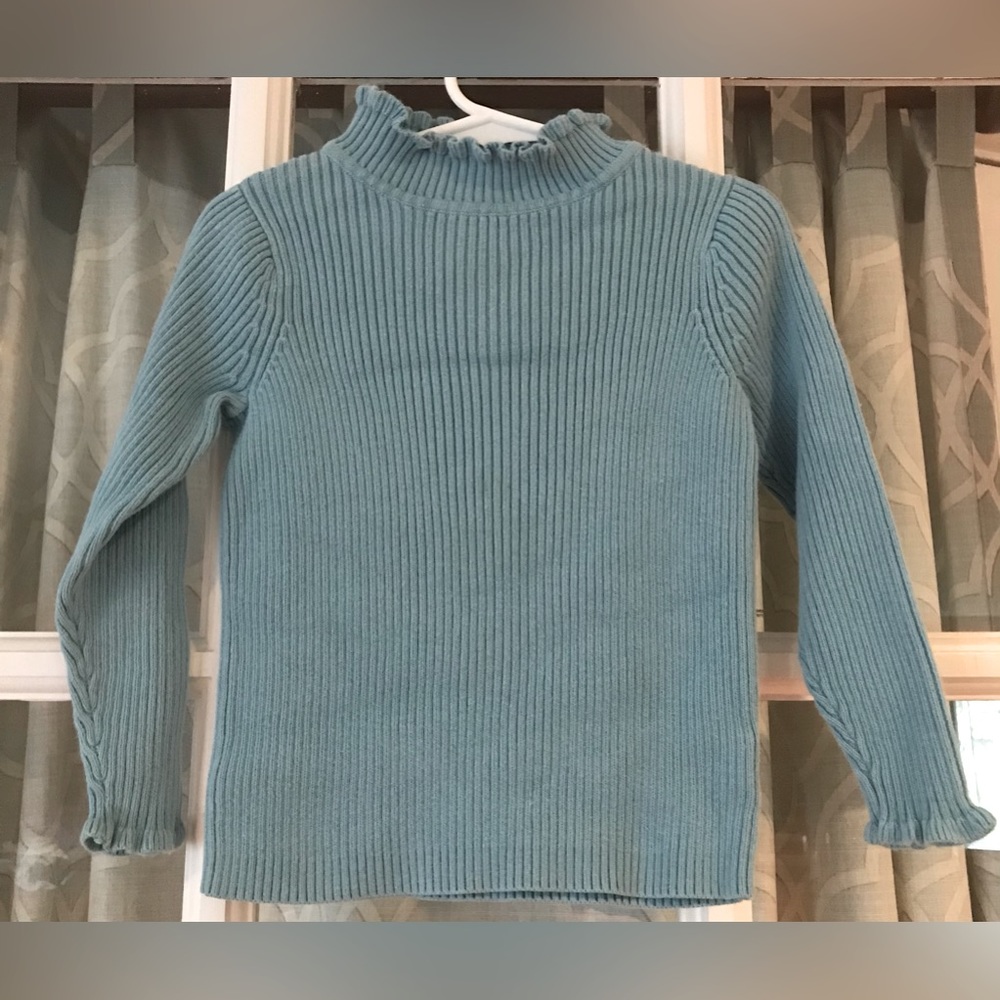Lands’ End size 4T light blue long sleeve scalloped mock neck ribbed shirt
